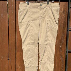 Women's Duluth Dry on the Fly Slim Leg Pants, Taupe